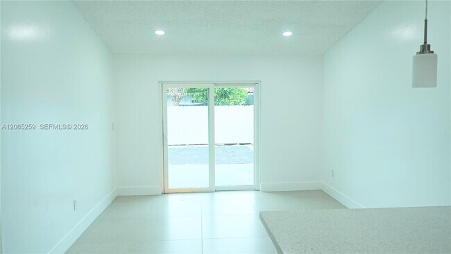 Building Photo - 5661 W 21st Ave
