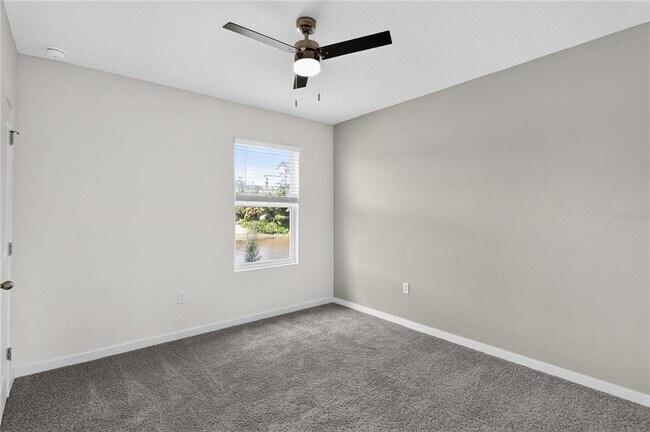 Building Photo - 1037 Champion Ridge Dr