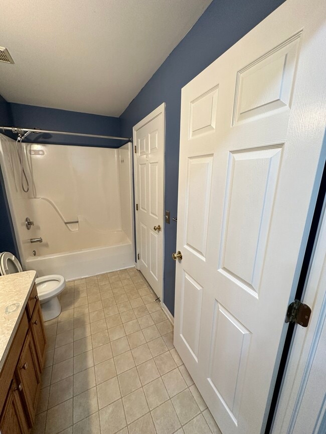Building Photo - 3138 Promenade Cir