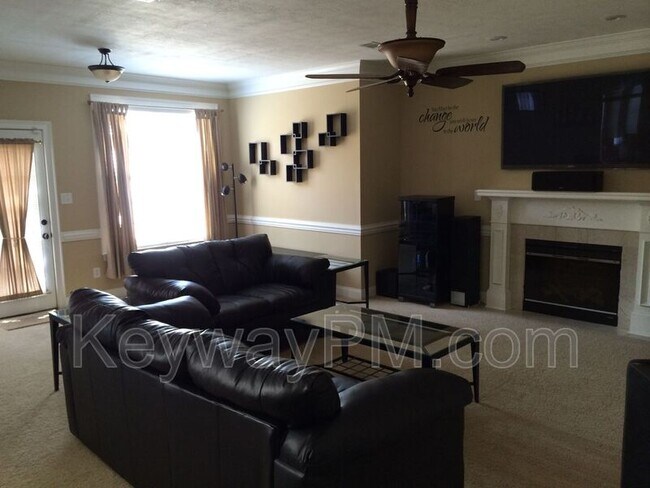Building Photo - 4839 High Meadows Dr