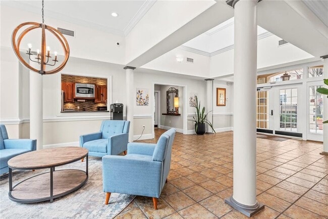 Building Photo - 955 Juniper St NE