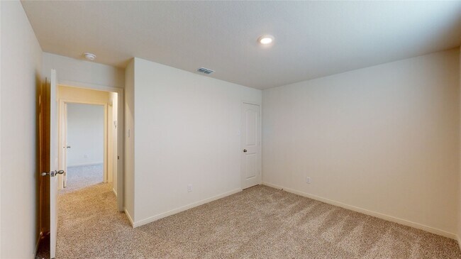 Building Photo - 8012 White Sulphur Rd