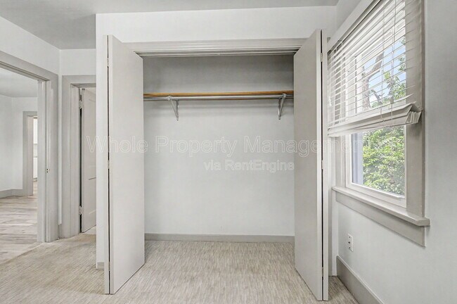 Building Photo - 4205 S Lincoln St