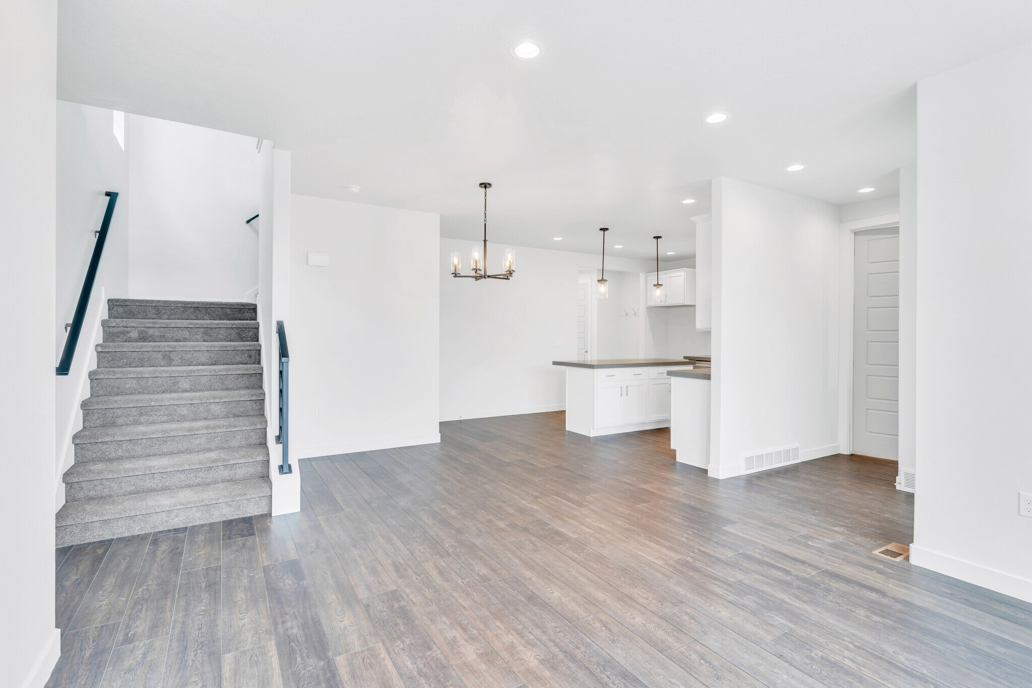 Building Photo - 371 W 3200 N