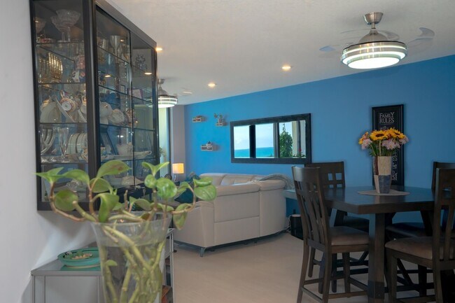 Building Photo - 9500 S Ocean Dr