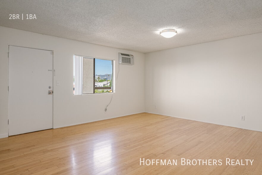 Building Photo - 5533 Barton Ave