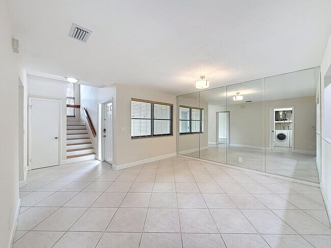 Building Photo - 9278 Ketay Cir