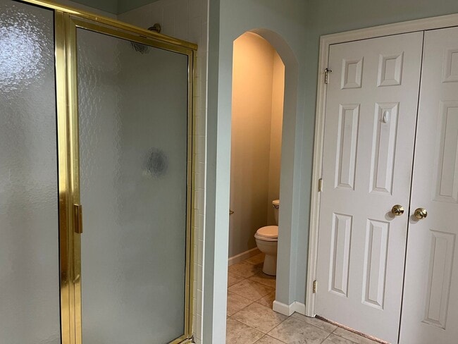 Building Photo - Beautiful Four Bedroom, 3.5 Bath Townhouse
