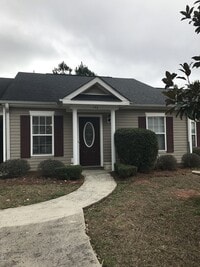 Building Photo - 2 Bed, 1 Bath Condo