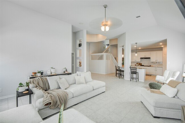 Building Photo - 8603 Herring Ln