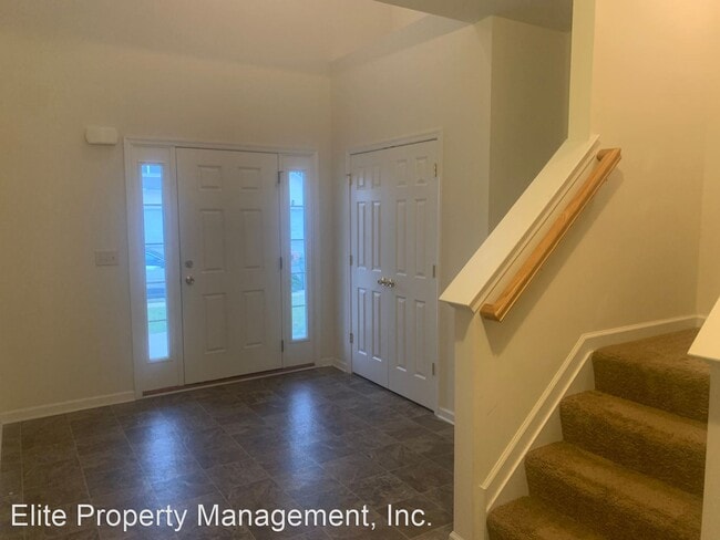 Building Photo - 3 br, 2.5 bath House - 545 Marion Rd