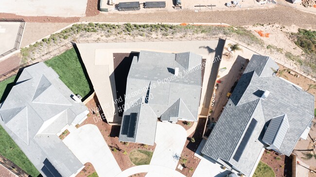 Building Photo - 5812 Lady Bells Dr