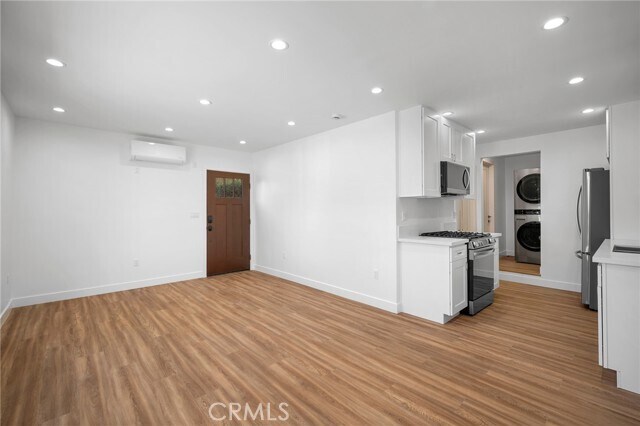 Building Photo - 16034 Liggett St