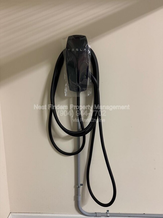 Building Photo - 214 Starlis Pl