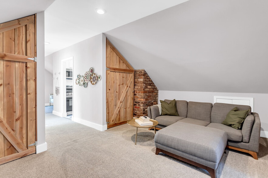 living room/closet - 1050 Tilden St NW
