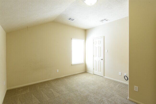 Building Photo - 118 E Lasting Spring Cir