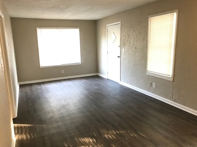 Building Photo - Coming Soon: 3-Bedroom Home with Covered Porch & Detached Garage