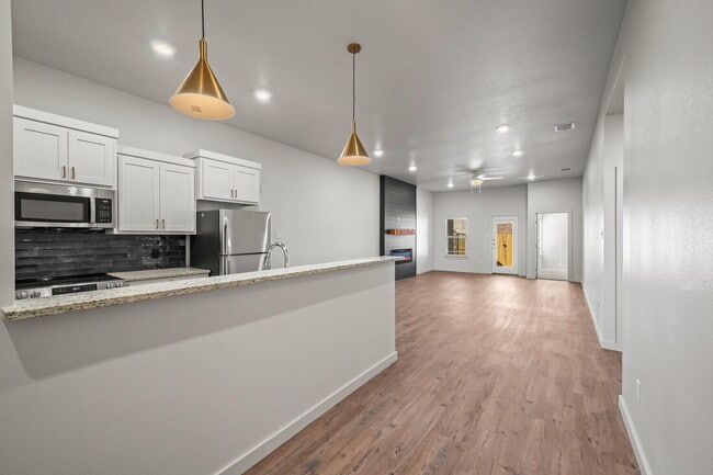 Building Photo - 4104 Trenton Ave