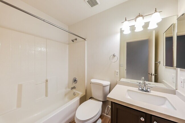 Building Photo - 10727 W Calle del Sol