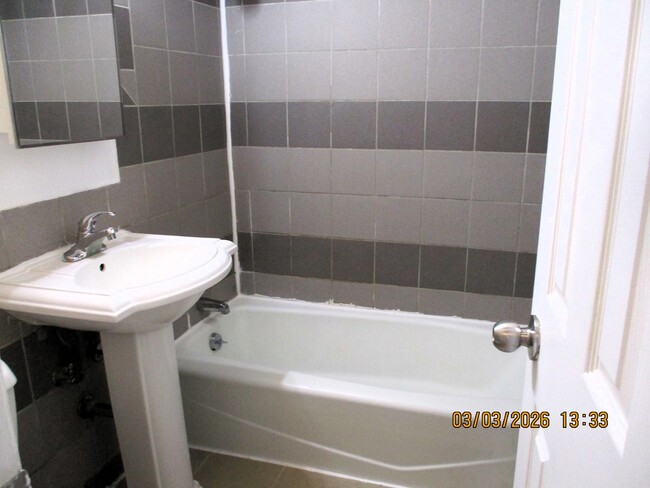 Building Photo - 4128 W 90th St