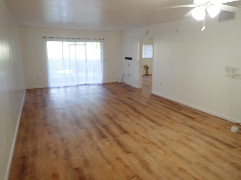 BIG DINING ROOM - 1601 SW 128th Ter