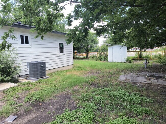 Building Photo - 3106 Ricks Rd
