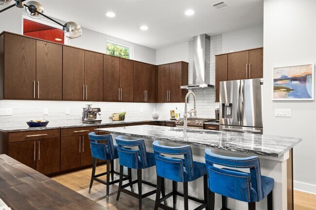 Building Photo - 3905 Clawson Rd