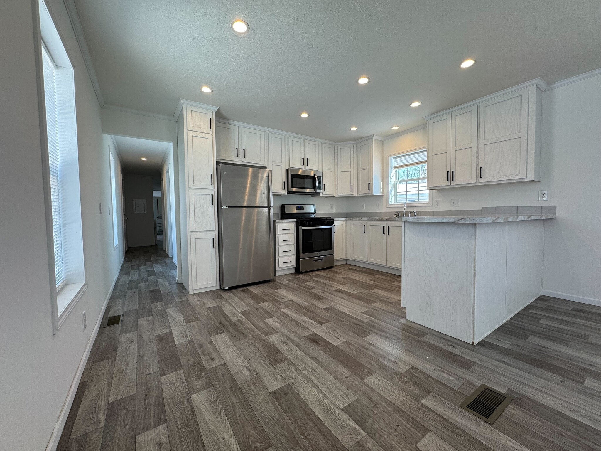 Building Photo - 317 22nd St NW