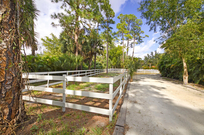 Building Photo - 12915 Collecting Canal Rd