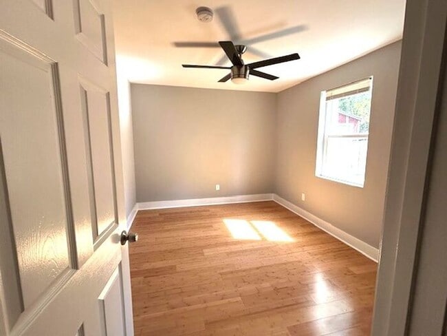 Building Photo - Brick 3 bedroom, 2 bath ranch style home, Updated kitchen, Open floor plan, Deck