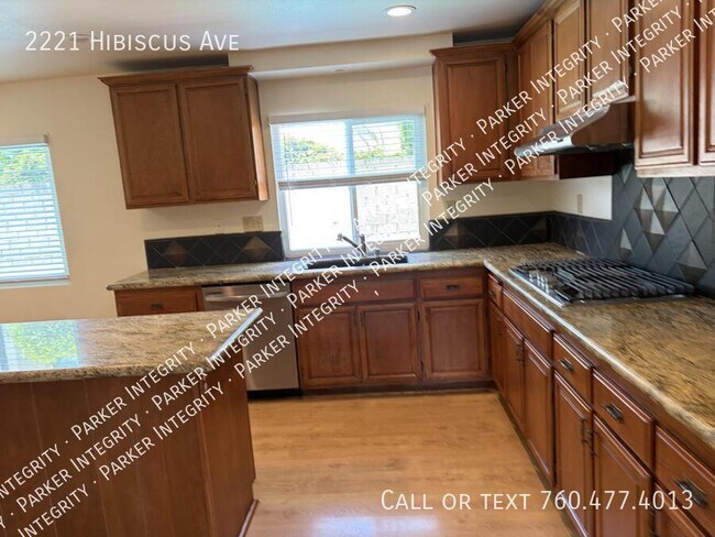 Building Photo - 2221 Hibiscus Ave