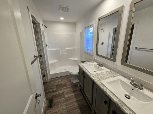 Building Photo - 155 Laurinda Ln