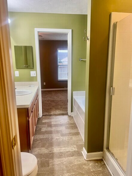 Building Photo - 2118 Erin Lane