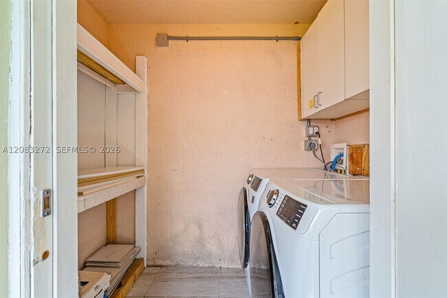 Building Photo - 14364 SW 176th St