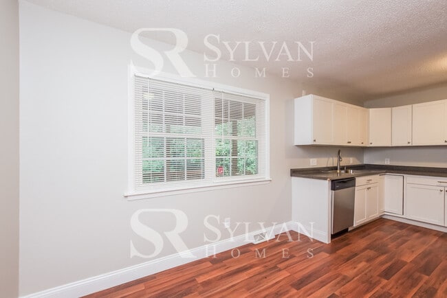 Building Photo - The Lifestyle You Deserve.