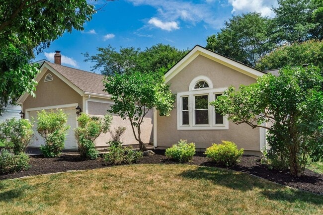 Primary Photo - 6611 Fallen Timbers Dr