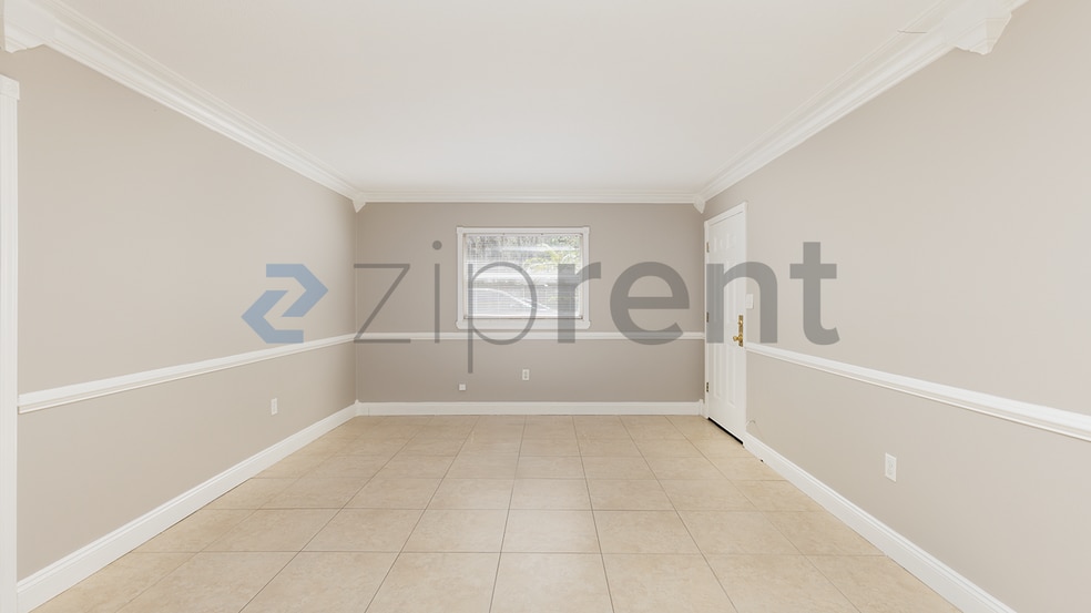 Building Photo - 1123 Elmwood St