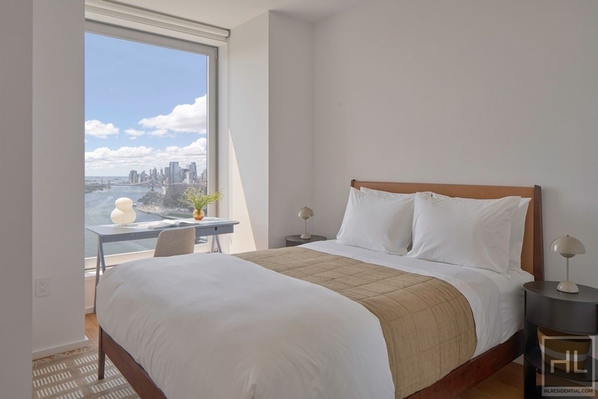 Building Photo - 5 S 5th St