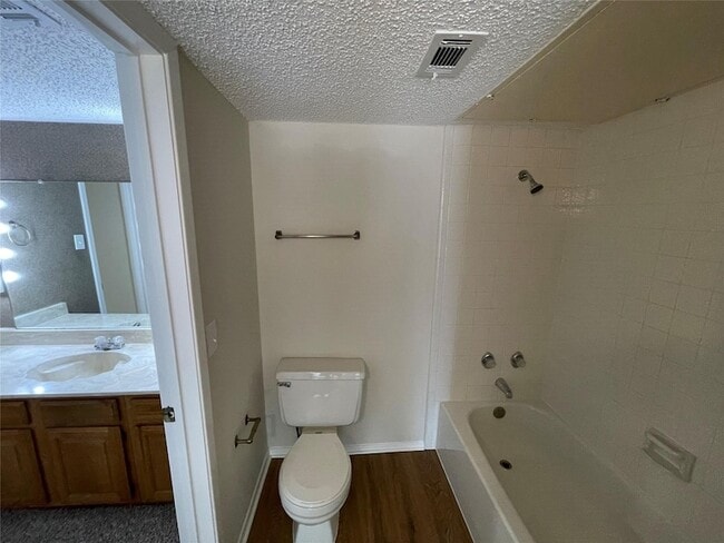 Building Photo - 11480 Audelia Rd