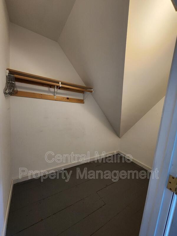 Building Photo - 41 Lochness Rd