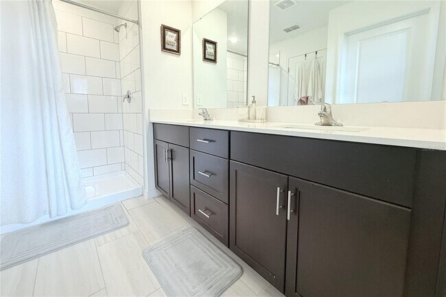 Building Photo - 3514 Great Pk Ct