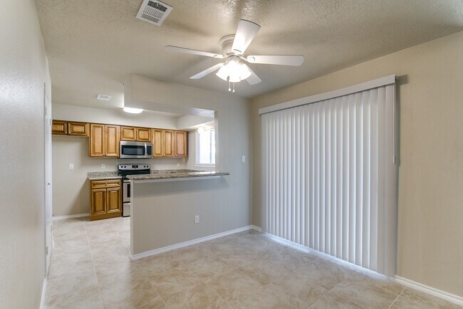 Building Photo - 18822 Twigsworth Ln