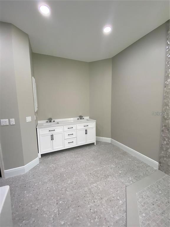 Building Photo - 4513 Tuscana Dr