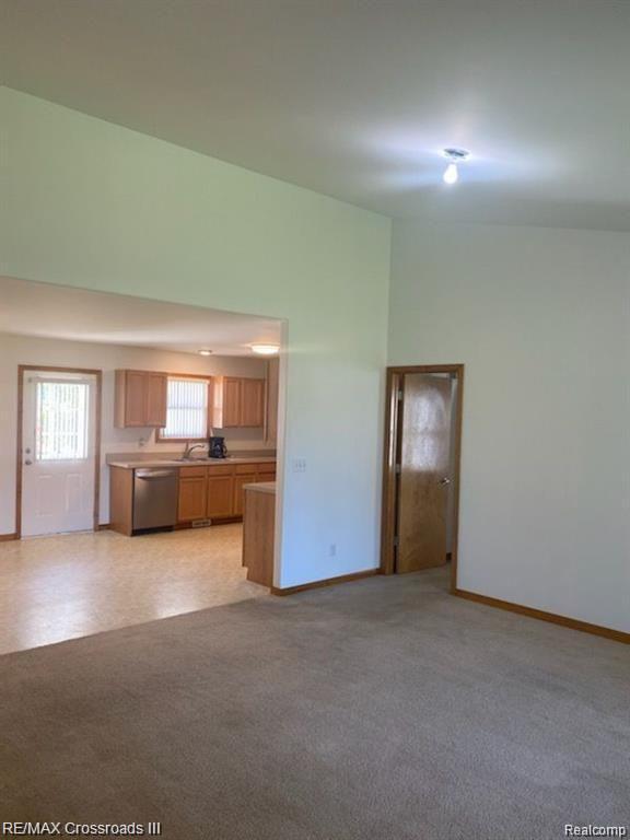 Building Photo - 11491 Dewitt Rd