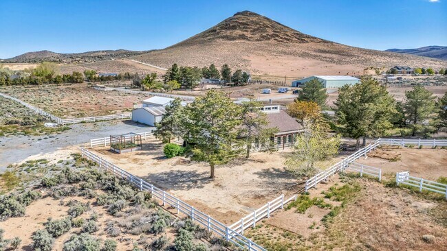 Building Photo - 25 El Caballo Trail