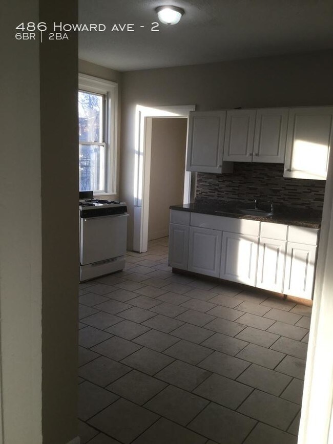 Building Photo - 6 bedroom in New Haven CT 06511