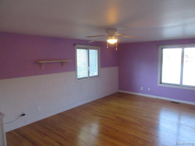 Building Photo - 4870 Lakeview Blvd