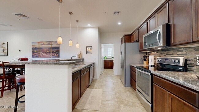 Building Photo - 3935 E Rough Rider Rd