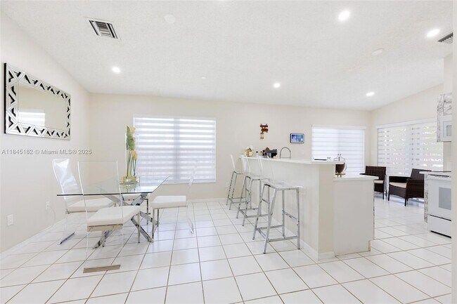 Building Photo - 12340 SW 144th Terrace