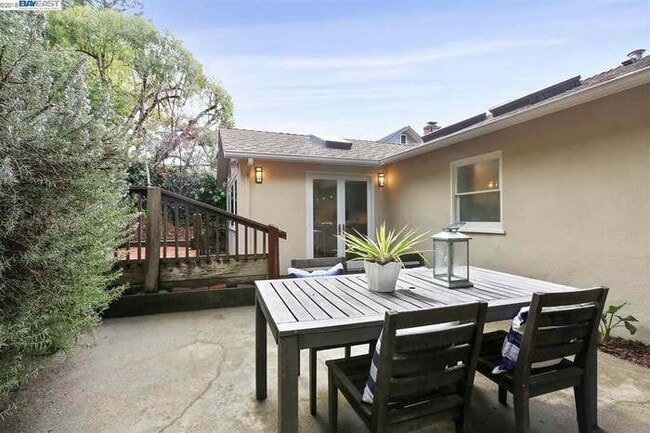 Building Photo - 1269 Grizzly Peak Blvd